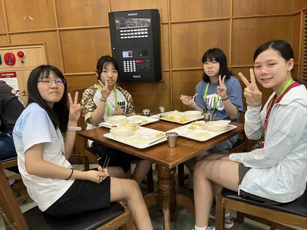 朝を元気に迎えた子どもたちの様子
