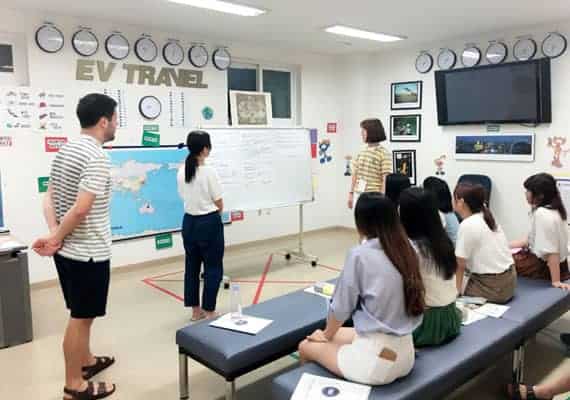 韓国パジュ英語村大学生キャンプ